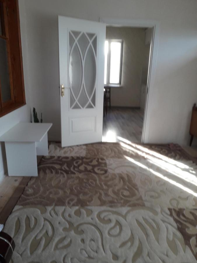 Apartment At Narimanov 151 Γκαντζά Εξωτερικό φωτογραφία